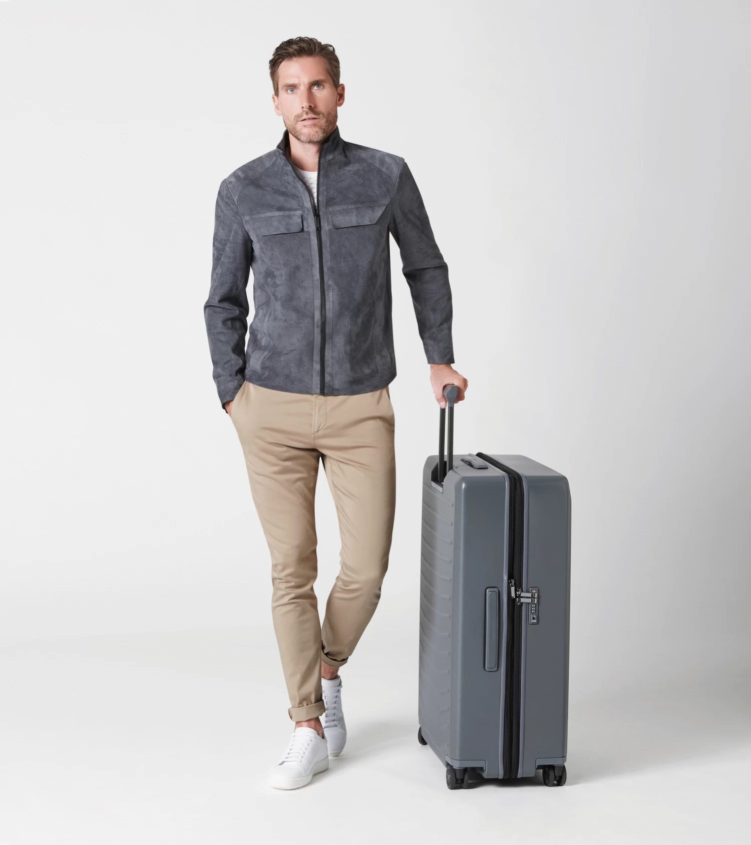 Porsche Design Roadster Hardcase 4W Trolley XL Color Anthracite Grey Matt 4 Porsche Design Roadster Hardcase 4W Trolley XL Color Anthracite Grey Matt - Image 4