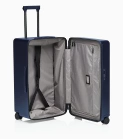 Porsche Design Roadster Hardcase 4W Trunk M Color Dark Blue Matt -Porsche Design Store 4056487000480 03 ga pd sall ain v1
