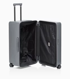 Porsche Design Roadster Hardcase 4W Trunk M Color Anthracite Grey Matt -Porsche Design Store 4056487000497 03 ga pd sall ain v1