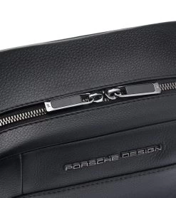Porsche Design Roadster Leather Washbag M Color Black 7 Porsche Design Roadster Leather Washbag M Color Black -Porsche Design Store 4056487000527 04 ga pd sall ain v1