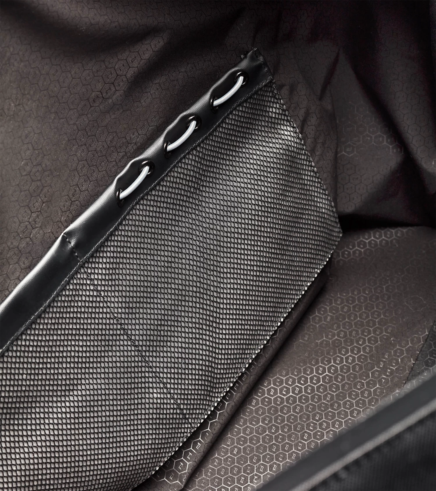 Porsche Design Urban Eco Weekender Color Black 4 Porsche Design Urban Eco Weekender Color Black - Image 4