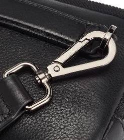 Porsche Design Roadster Leather Travel Pouch Color Black 10 Porsche Design Roadster Leather Travel Pouch Color Black -Porsche Design Store 4056487025995 04 ga pd sall ain v1