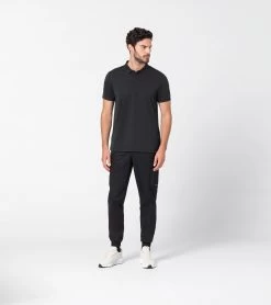 Porsche Design Men's Polo Color Black 11 Porsche Design Men's Polo Color Black -Porsche Design Store 4056487026770 06 ga pd sall ain v1