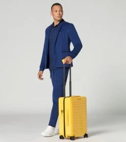 Porsche Design Roadster Hardcase 4W Trolley S Color Racing Yellow -Porsche Design Store 4056487038636 04 ga pd sall ain v1