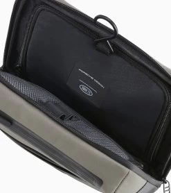 Porsche Design Urban Eco Washbag L Color Stone Grey -Porsche Design Store 4056487038674 03 ga pd sall ain v1
