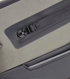 Porsche Design Urban Eco Washbag L Color Stone Grey -Porsche Design Store 4056487038674 04 ga pd sall ain v1