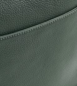 Porsche Design Roadster Leather Shoulderbag XS Color Cedar Green 11 Porsche Design Roadster Leather Shoulderbag XS Color Cedar Green -Porsche Design Store 4056487038780 05 ga pd sall ain v1