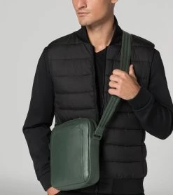 Porsche Design Roadster Leather Shoulderbag XS Color Cedar Green 13 Porsche Design Roadster Leather Shoulderbag XS Color Cedar Green -Porsche Design Store 4056487038780 07 ga pd sall ain v1