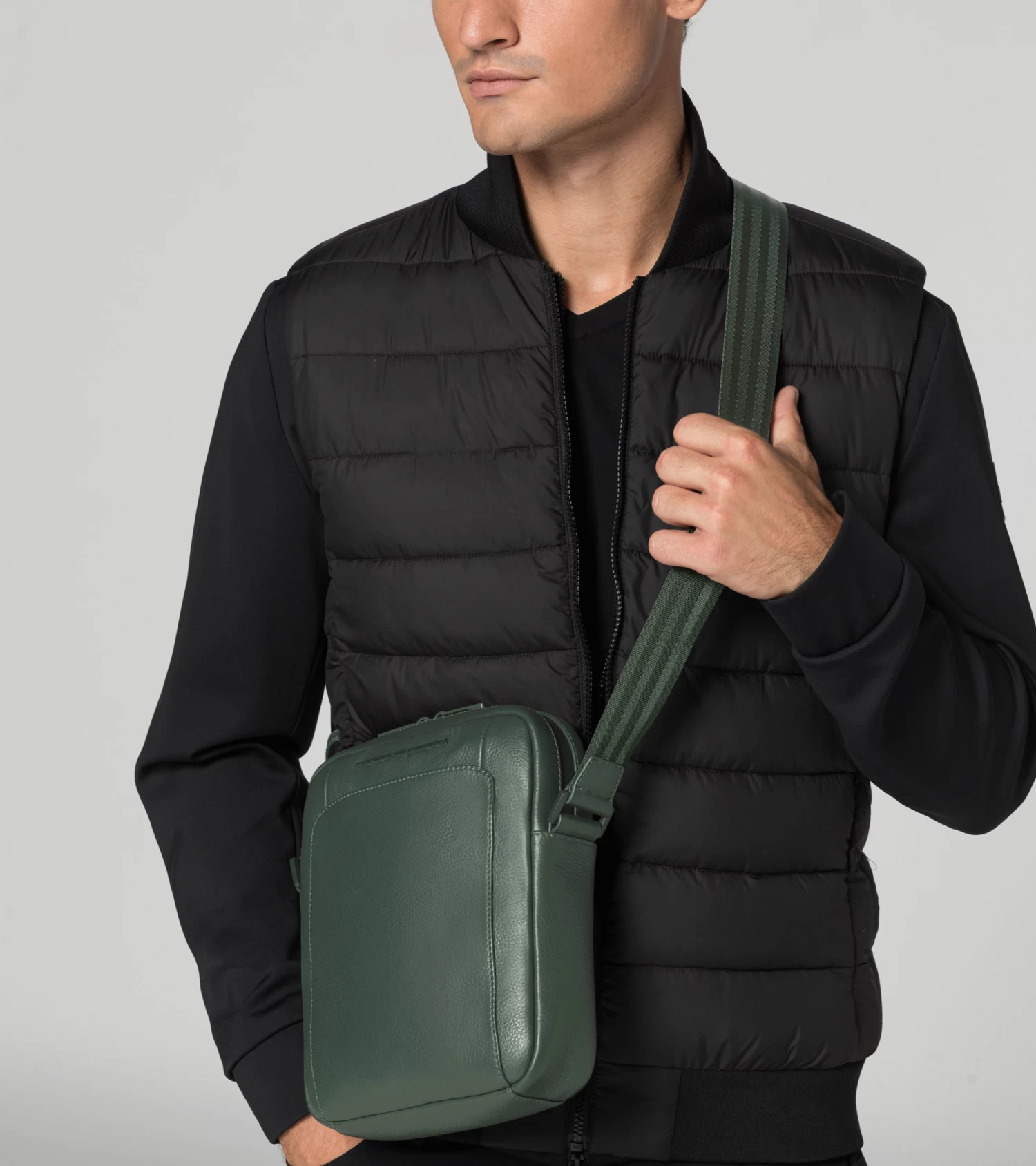 Porsche Design Roadster Leather Shoulderbag XS Color Cedar Green 7 Porsche Design Roadster Leather Shoulderbag XS Color Cedar Green - Image 7