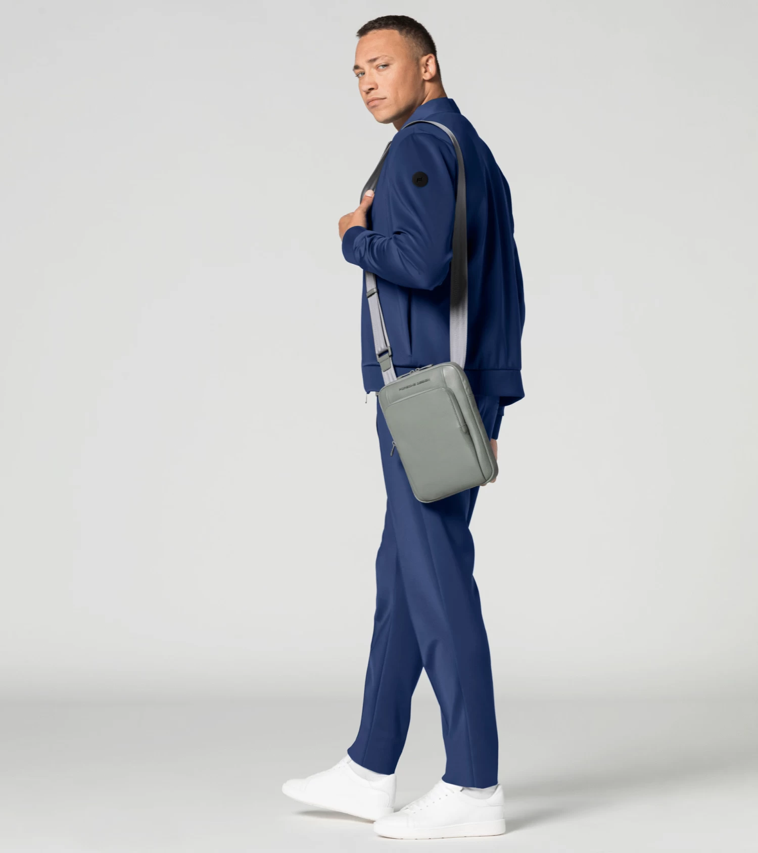 Porsche Design Roadster Leather Shoulderbag S Color Grey 7 Porsche Design Roadster Leather Shoulderbag S Color Grey - Image 7