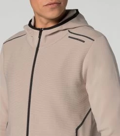 Porsche Design EvoKNIT® Midlayer Jacket Color Putty Beige 9 Porsche Design EvoKNIT® Midlayer Jacket Color Putty Beige -Porsche Design Store 4056487039442 003 ga pd sall ain v1