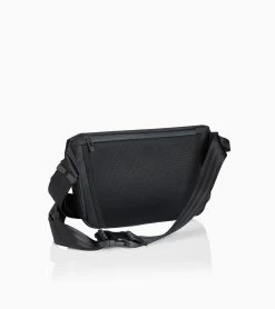 Porsche Design X-Body Bag Color Black -Porsche Design Store 4056487042503 02 ga pd sall ain v1