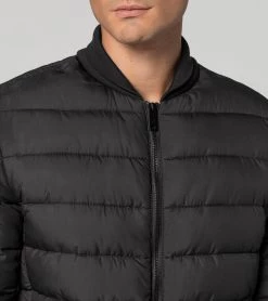 Porsche Design Lightweight Jacket Color Jet Black -Porsche Design Store 4056487043289 004 ga pd sall ain v1