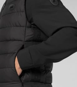 Porsche Design Lightweight Vest Color Jet Black -Porsche Design Store 4056487043524 003 ga pd sall ain v1