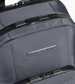 Porsche Design Roadster Pro Backpack M1 Color Antracite Grey 13 Porsche Design Roadster Pro Backpack M1 Color Antracite Grey -Porsche Design Store 4056487045498 005 ga pd sall ain v1