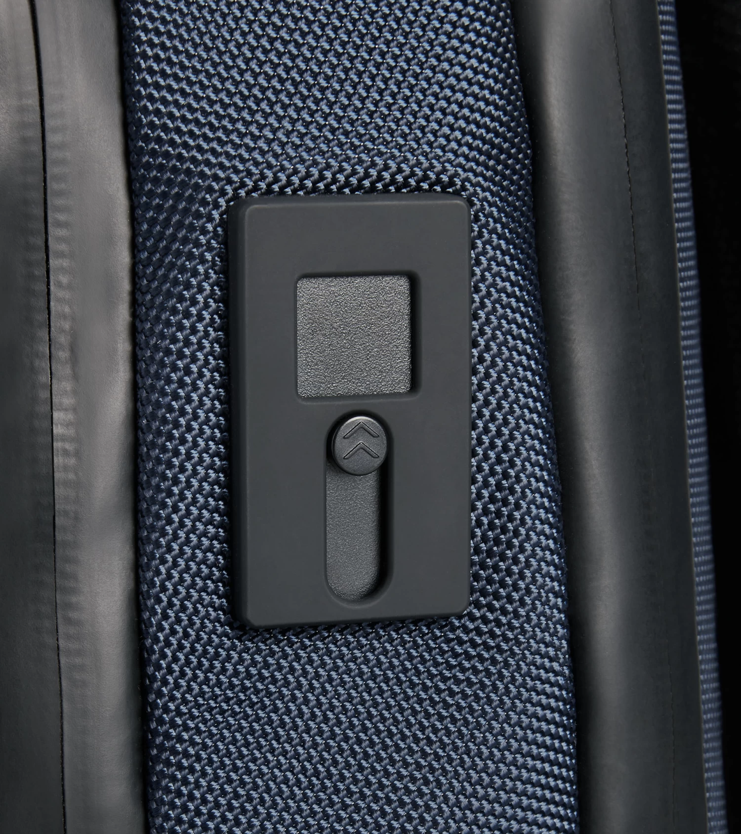 Porsche Design Roadster Pro Backpack M1 Color Dark Blue 6 Porsche Design Roadster Pro Backpack M1 Color Dark Blue - Image 6