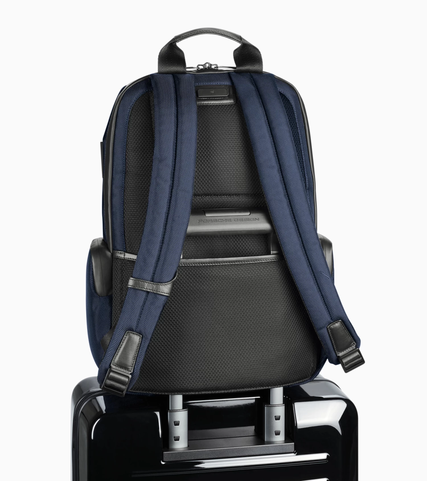 Porsche Design Roadster Pro Backpack M1 Color Dark Blue 7 Porsche Design Roadster Pro Backpack M1 Color Dark Blue - Image 7