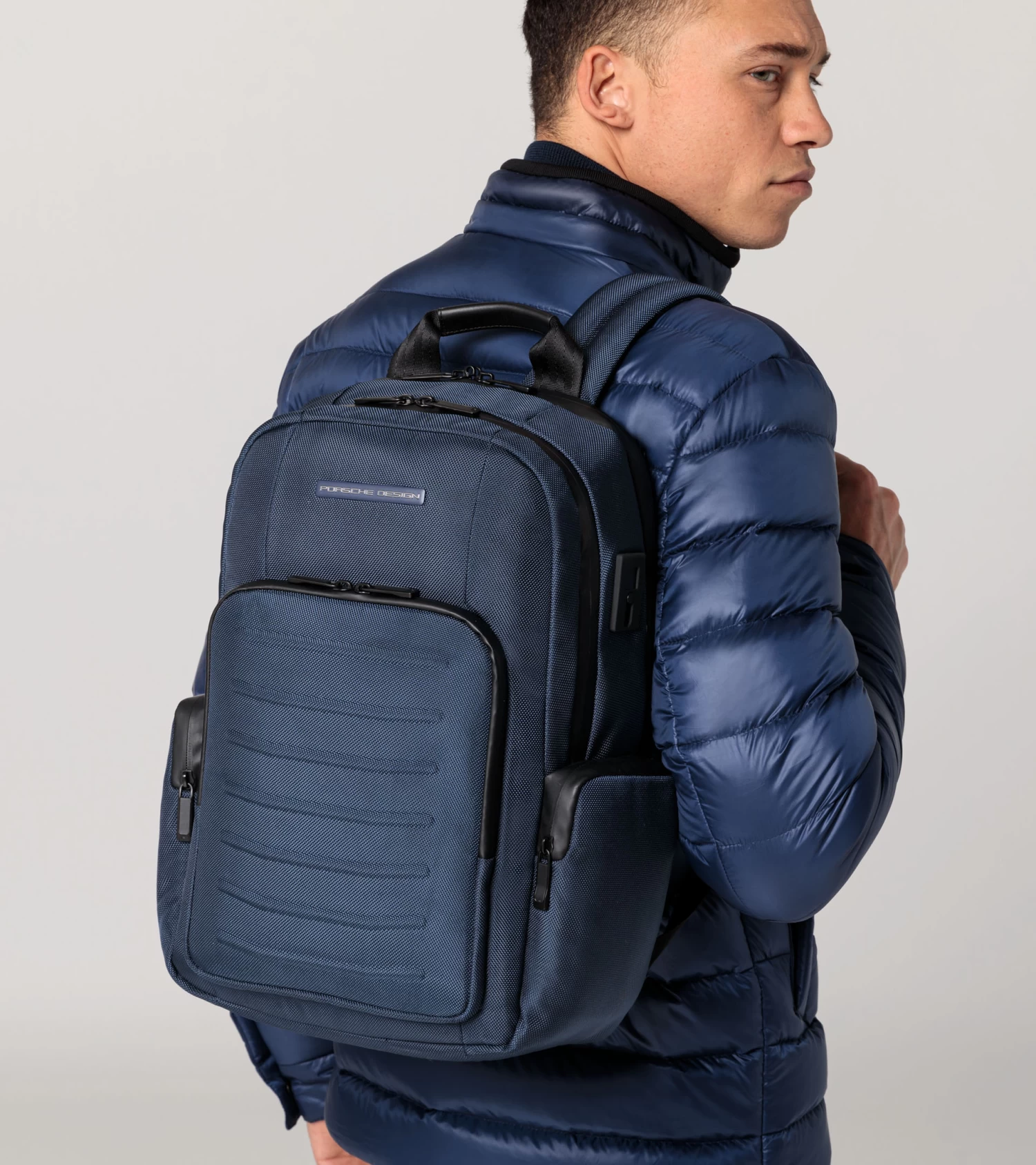 Porsche Design Roadster Pro Backpack M1 Color Dark Blue 8 Porsche Design Roadster Pro Backpack M1 Color Dark Blue - Image 8