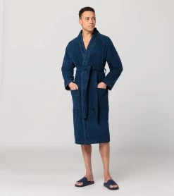 Porsche Design Bathrobe Color Persian Blue 9 Porsche Design Bathrobe Color Persian Blue -Porsche Design Store 4056487049427 005 ga pd sall ain v1