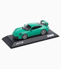 Porsche Design Porsche 911 GT3 (992) – Ltd. Color Mintgrün, Schwarz