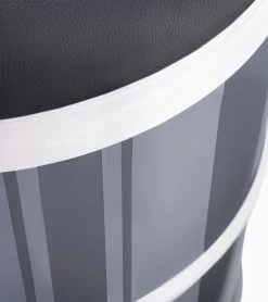 Porsche Design Barrel Seat – Heritage Color Grau -Porsche Design Store wap0501090rspc 003 ga pd sall ain v1